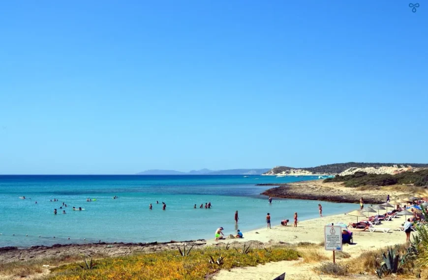 Exploring Çeşme: Beaches, Cuisine, and Craft Markets in the Aegean Region